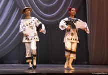 Пластичность и грация: гала-концерт учащихся Казахской национальной академии хореографии в Баку (ФОТО)