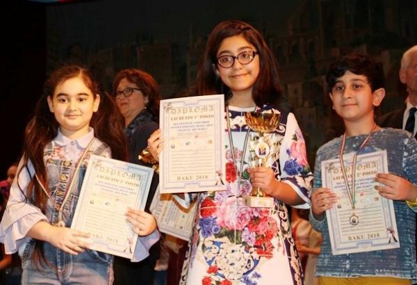 В Баку прошел гала-вечер Международного фестиваля искусств "Testene Art Baku" (ФОТО)