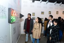 Женский протест в YAY GALLERY: Знай, что всё, что существует – не существует  (ФОТО)