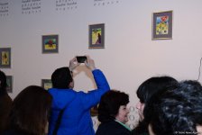 Женский протест в YAY GALLERY: Знай, что всё, что существует – не существует  (ФОТО)