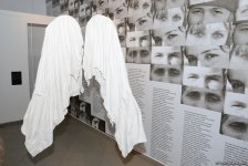 Женский протест в YAY GALLERY: Знай, что всё, что существует – не существует  (ФОТО)