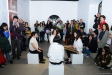 Женский протест в YAY GALLERY: Знай, что всё, что существует – не существует  (ФОТО)