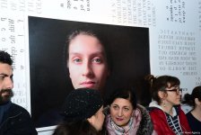 Женский протест в YAY GALLERY: Знай, что всё, что существует – не существует  (ФОТО)