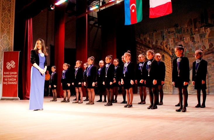 В Баку прошел гала-вечер Международного фестиваля искусств "Testene Art Baku" (ФОТО)