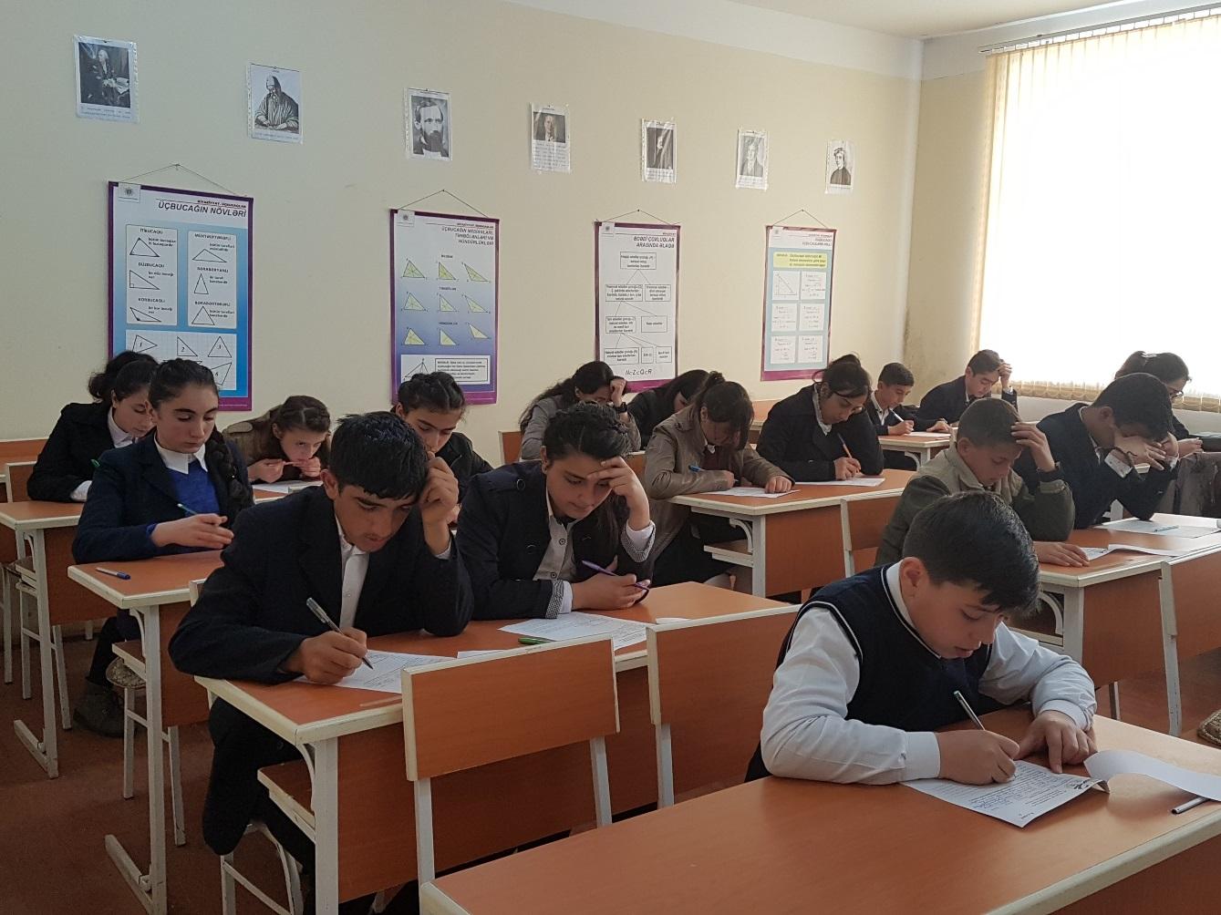 Школьники 38 учебных заведений Азербайджана проверили свои знания по русскому языку (ФОТО)
