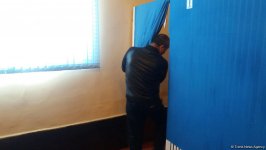 В исправительных учреждениях  проходит голосование на президентских выборах в Азербайджане (ФОТО)