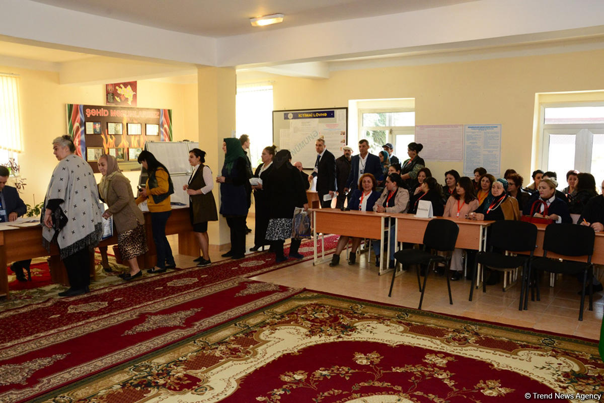 Voting in presidential election starts in Azerbaijan (PHOTO)