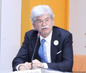 На президентских выборах в Азербайджане были созданы все условия для работы СМИ - итальянские наблюдатели (ФОТО)
