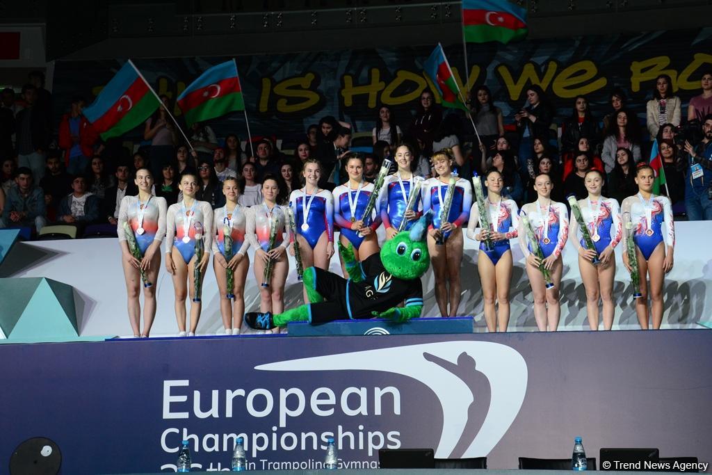 Прошла церемония награждения победителей и призеров второго дня Чемпионата Европы по прыжкам на батуте (ФОТО)