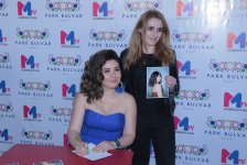 В Баку отметили World Day of Culture: Почитание света и встреча со звездой (ФОТО)