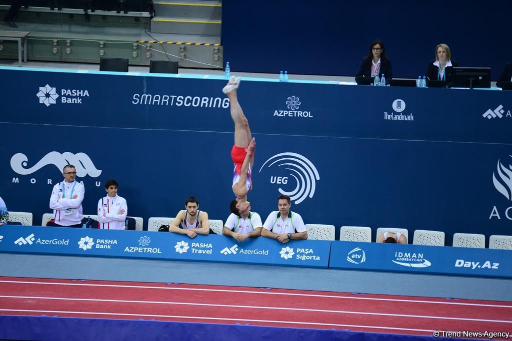 В Баку стартовал четвертый  день соревнований XXVI Чемпионата Европы по прыжкам на батуте, двойном мини-батуте и акробатической дорожке (ФОТО)
