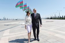 Президент Ильхам Алиев и члены его семьи побывали на  Площади Государственного флага (ФОТО)
