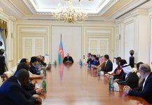 Президент Ильхам Алиев принял министров молодежи и спорта, участвующих в IV сессии конференции ОИС (ФОТО) (версия 2)