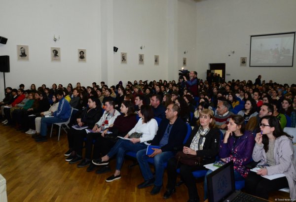 В Бакинском филиале МГУ имени М.В.Ломоносова прошел традиционный День открытых дверей (ФОТО)