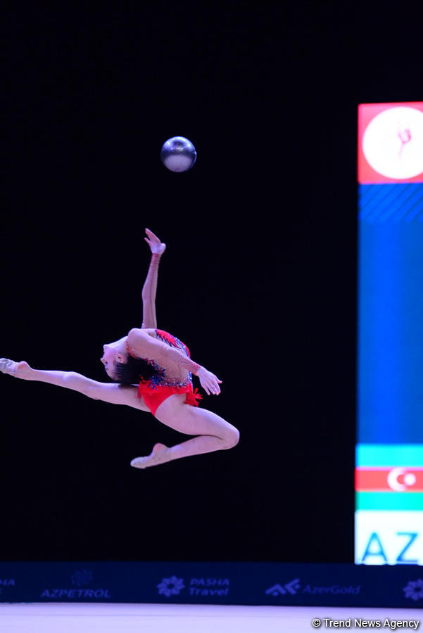 Азербайджанские гимнастки вышли в финалы AGF Junior Trophy