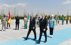 President Ilham Aliyev officially welcomed in Ankara (PHOTO)