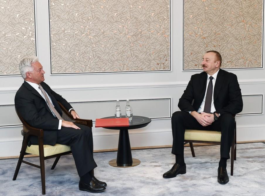 President Aliyev meets UK minister of state Alan Duncan (PHOTO)