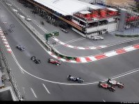Dangerous moments of Formula 2 race in Baku (PHOTO)