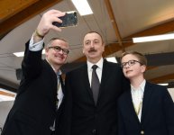 Президент Ильхам Алиев и его супруга Мехрибан Алиева наблюдали за основной гонкой Гран-при Азербайджана Формулы 1 (ФОТО)