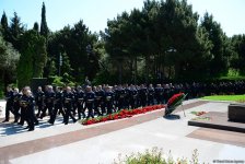 Общественность Азербайджана отмечает 95-ю годовщину со дня рождения общенационального лидера Гейдара Алиева (ФОТО)