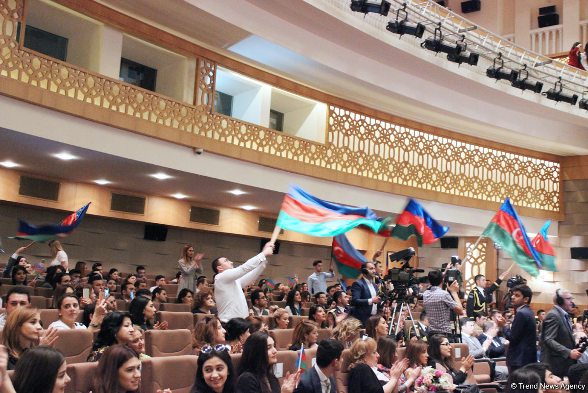 Торжественная презентация грандиозного проекта "Sevdiyim", посвященного 95-летию великого лидера Гейдара Алиева и 100-летию АДР (ВИДЕО, ФОТО)