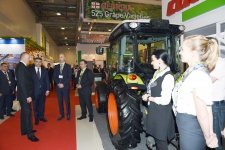 Президент Ильхам Алиев ознакомился с XXIV Азербайджанской международной продовольственной выставкой (ФОТО)