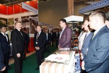Президент Ильхам Алиев ознакомился с XXIV Азербайджанской международной продовольственной выставкой (ФОТО)