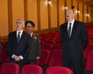 Президент Ильхам Алиев ознакомился с условиями в Учебно-образовательном центре в N-й воинской части Отдельной общевойсковой армии (ФОТО)
