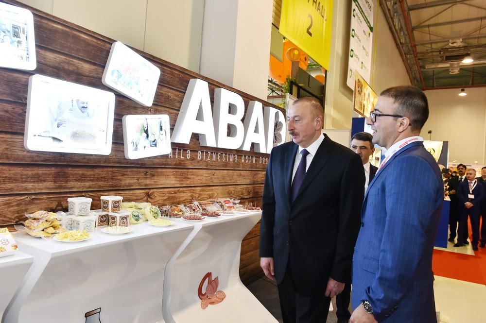 Президент Ильхам Алиев ознакомился с XXIV Азербайджанской международной продовольственной выставкой (ФОТО)