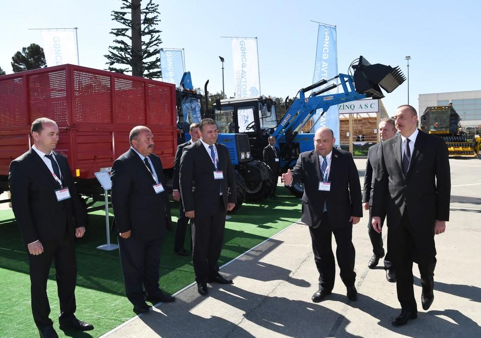 Президент Ильхам Алиев ознакомился с XXIV Азербайджанской международной продовольственной выставкой (ФОТО)