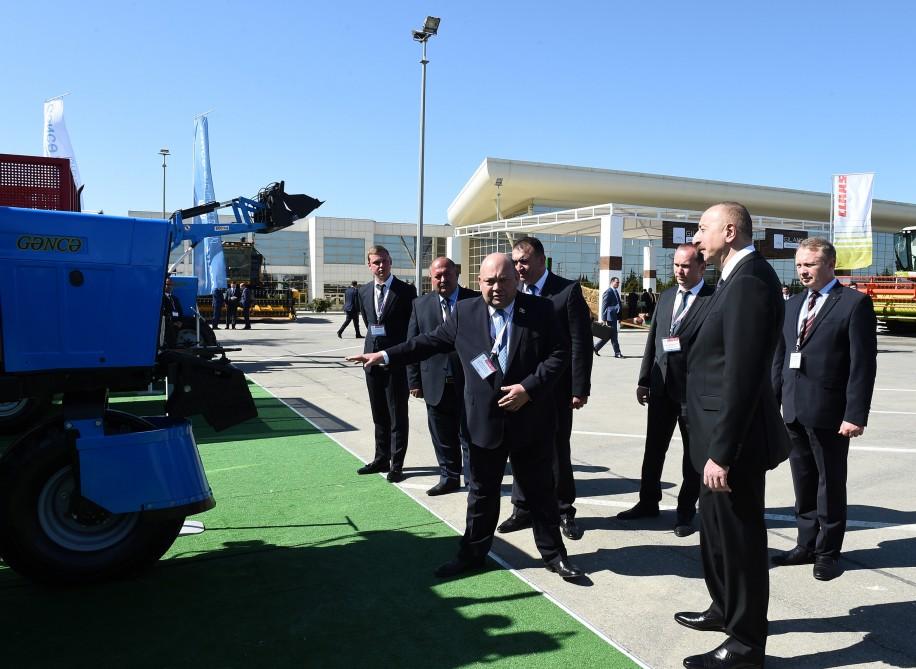 Президент Ильхам Алиев ознакомился с XXIV Азербайджанской международной продовольственной выставкой (ФОТО)