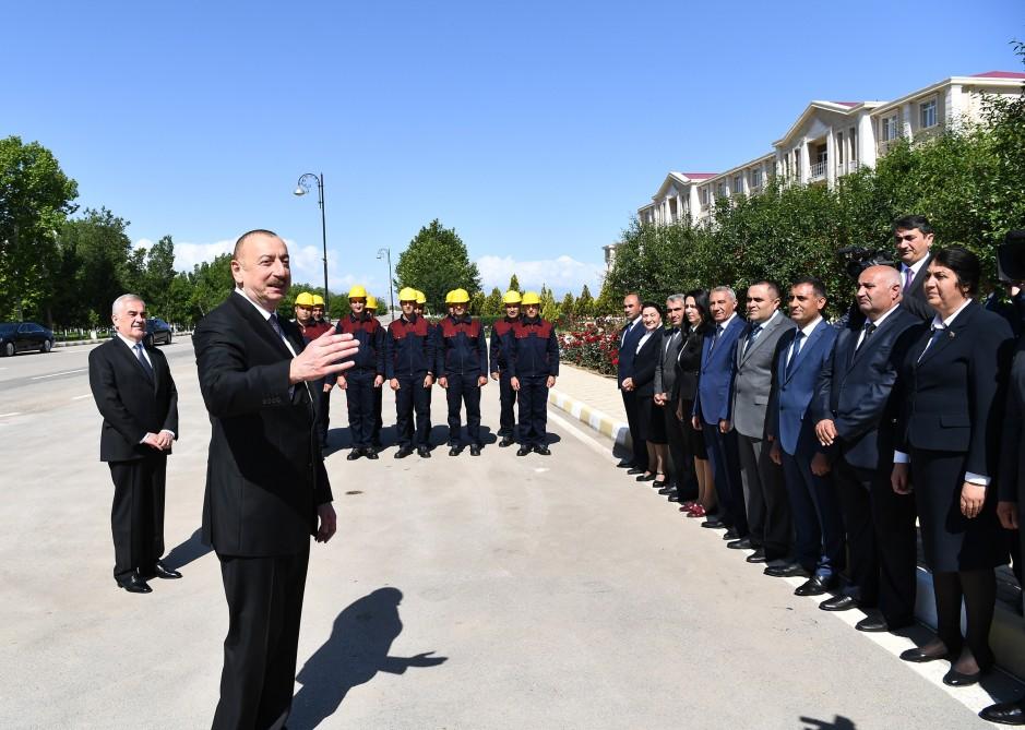 Президент Ильхам Алиев принял участие в открытии проекта реконструкции систем водоснабжения и канализации в Шаруре (ФОТО)