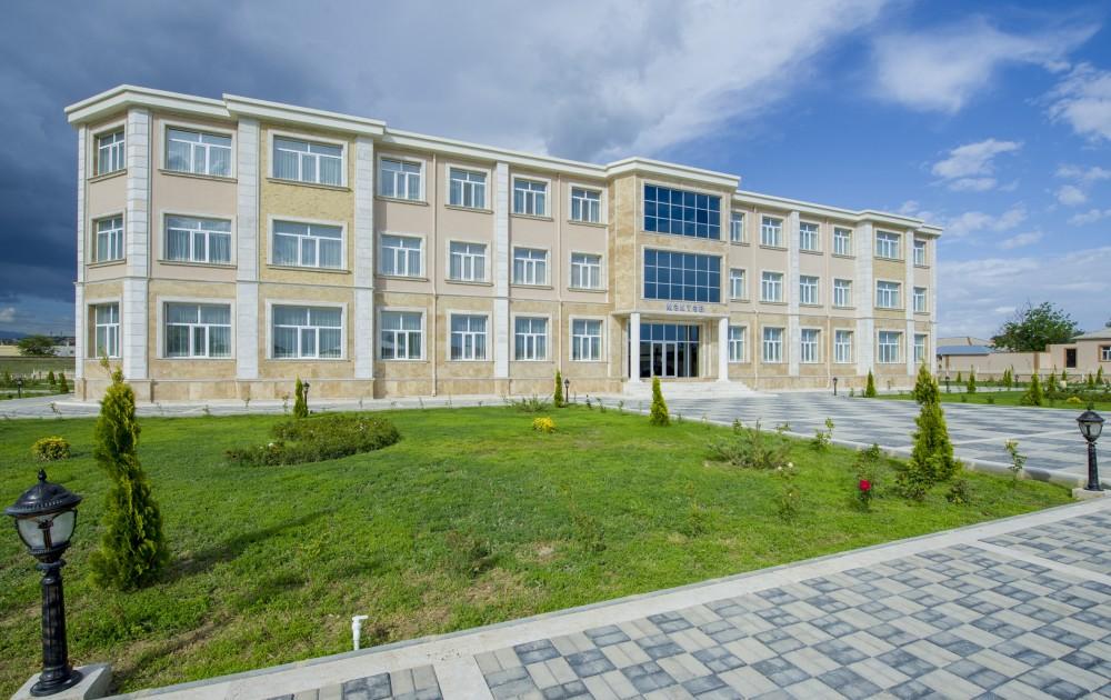 Президент Ильхам Алиев принял участие в открытии средней школы в Нахчыване (ФОТО)