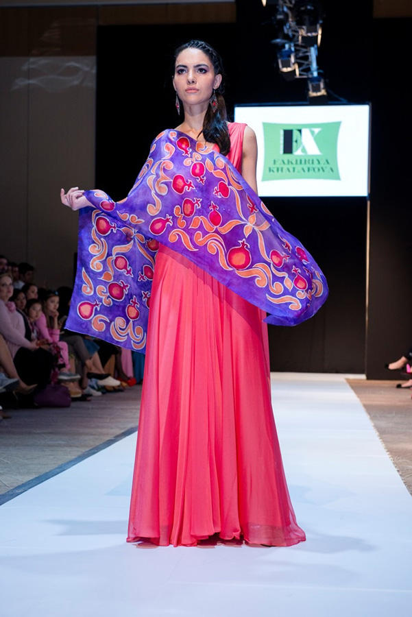 Azerbaijan Fashion Week 2018: Фахрия Халафова представила символ вечный красоты – гранат (ФОТО)