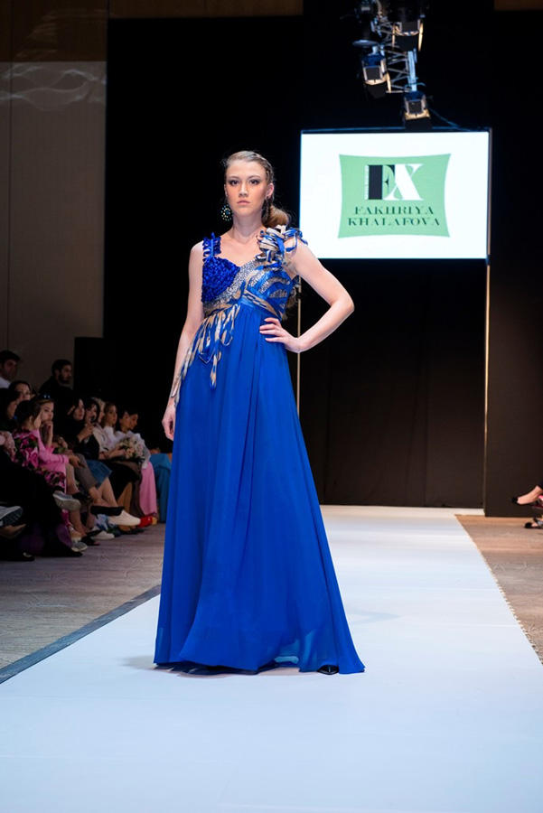Azerbaijan Fashion Week 2018: Фахрия Халафова представила символ вечный красоты – гранат (ФОТО)