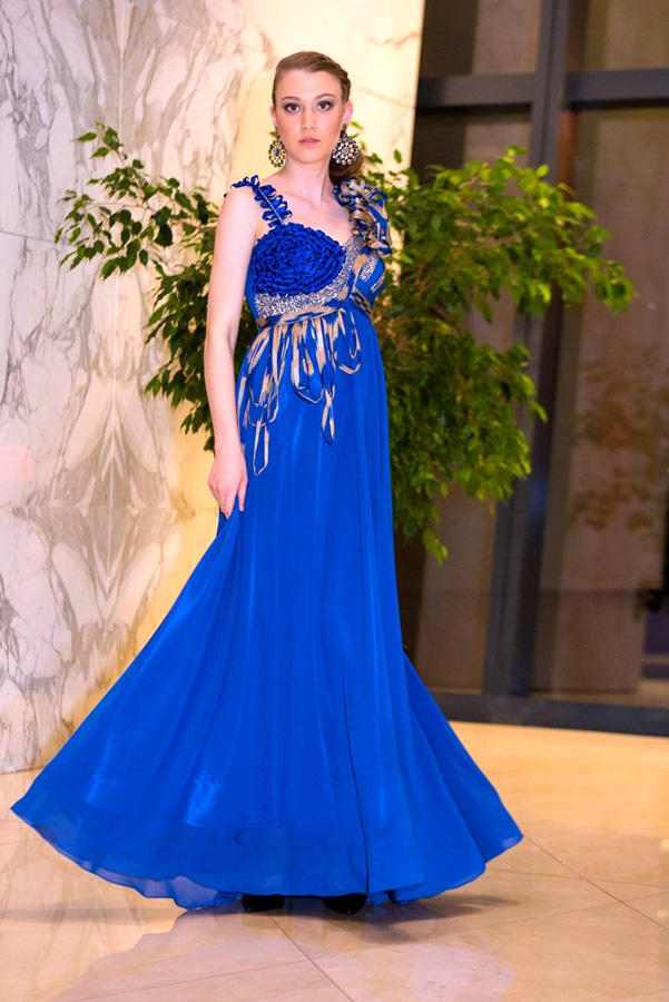 Azerbaijan Fashion Week 2018: Фахрия Халафова представила символ вечный красоты – гранат (ФОТО)