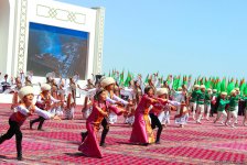 Путешествие азербайджанца в край поющих волн Туркменистана – оазис Аваза (ФОТО)