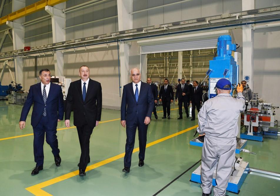 Президент Ильхам Алиев принял участие в открытии завода высоковольтного оборудования в Баку (ФОТО)