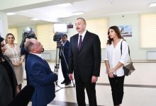 Президент Ильхам Алиев и Первая леди Мехрибан Алиева приняли участие в открытии жилого комплекса «Гобу Парк» для вынужденных переселенцев (ФОТО)