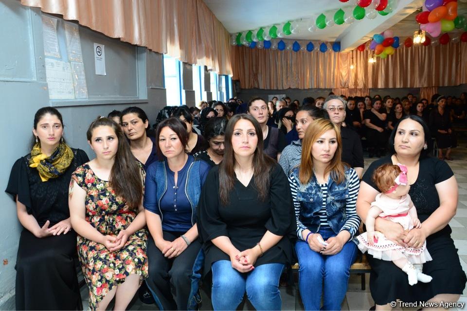 Распоряжение о помиловании Президента Ильхама Алиева позволило мне вернуться к детям - Гюндюз Бабаева (ФОТО)