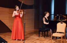 Бакинская молодежь выбирает музыку для души (ФОТО)