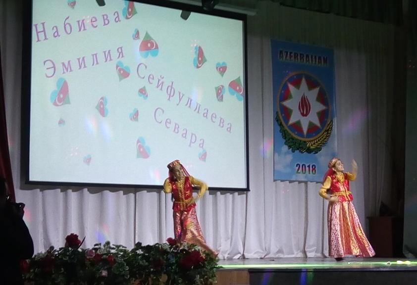 В России отметили 100-летие Азербайджанской Демократической Республики грандиозным концертом (ФОТО)