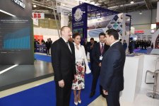 Президент Ильхам Алиев и Первая леди Мехрибан Алиева ознакомились с XXV Международной выставкой "Нефть и газ Каспия" (ФОТО)