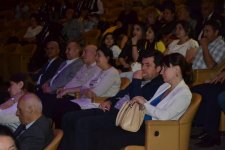 Новые голоса, древние мелодии в Баку (ФОТО)