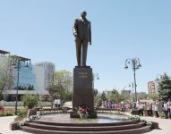 Вице-президент Фонда Гейдара Алиева Лейла Алиева приняла участие в открытии Азербайджанского делового центра в Астрахани (ФОТО)