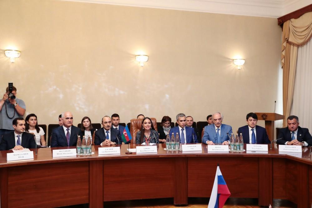 Вице-президент Фонда Гейдара Алиева Лейла Алиева приняла участие в открытии Азербайджанского делового центра в Астрахани (ФОТО)