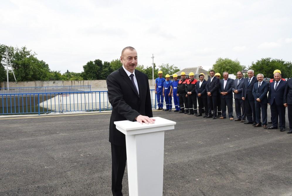 Президент Ильхам Алиев принял участие в открытии установки магистрального канала Шамкир-Самух-Геранбой на пересечении с Шелковым путем  (ФОТО)