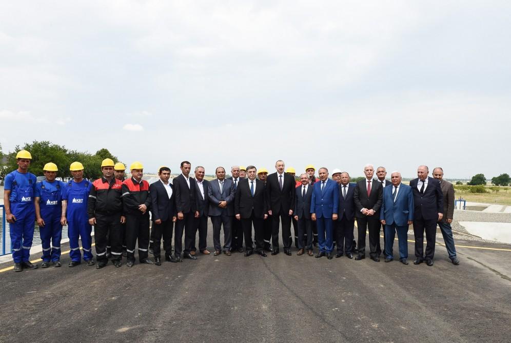 Президент Ильхам Алиев принял участие в открытии установки магистрального канала Шамкир-Самух-Геранбой на пересечении с Шелковым путем  (ФОТО)