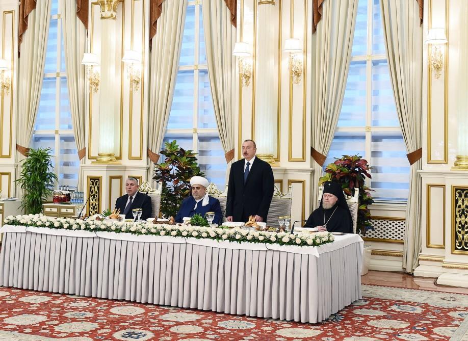 Президент Азербайджана: Надеюсь, что новое руководство Армении не будет повторять ошибок прежней власти, проделает серьезную работу для скорейшего урегулирования нагорно-карабахского конфликта