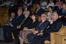 В Баку прошла церемония вручения премии в честь Дня поэтов (ФОТО)